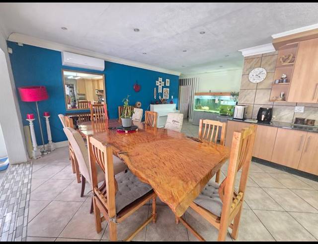 4 BEDROOM HOUSE FOR SALE IN RIVERSDALE